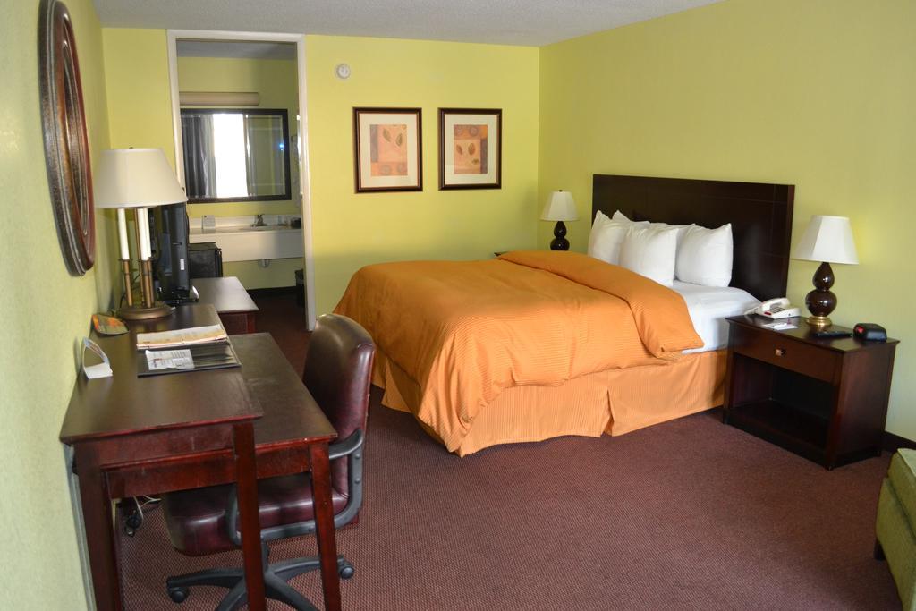 Clarion Inn Brunswick Zimmer foto